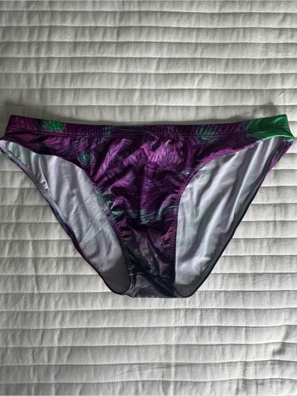 JJ MALIBU Men's Purple & Green Patterned Swim Briefs